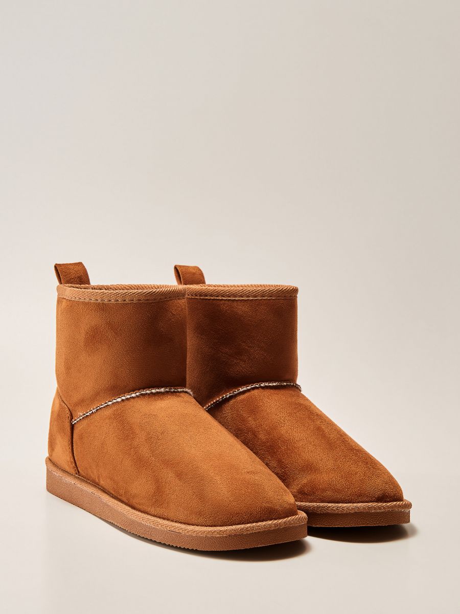 brown ugg style boots