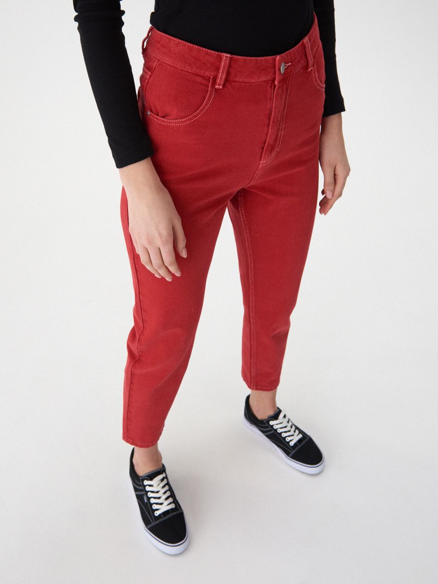 mom jeans red